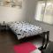Superbe Chambre ParentaleDouche Privée et WC Privés, Wifi, Cuisine Intégrée