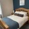 Cosy James Street Park 2 bedroom, ground floor apartment, garden
