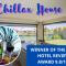 CHILLAX HOUSE - Luxury, Canals, Jetty, Family Friendly - Sleeps 14 in Style!