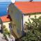 Apartments Dijana