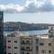 Sliema A26 - 5 mins walk to Valletta Ferry - Shopping Mall and Bay by QuickTrips