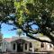 Eight Bells Mountain Inn