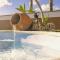 Casa ZAHOMAR con piscina exterior