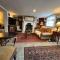 Charming Historic Apartment Adjoining Beautiful Central Taunton Park
