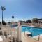 Peaceful 2BR Apartment - Pool - Parking - Casa Romin