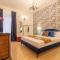 YCH-Cozy Flat at the Vatican