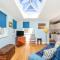 Host & Stay - Blue Bolthole on Vicarage Lane