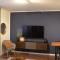 Apartment 17