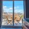 Bright and Lovely 1BR Penthouse in King Street