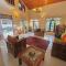 Dili's Homestay - Private Villa