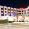 Best Western Plus Suites Hotel - LAX Airport LA Stadium