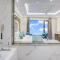 Gold The Prime Newly Built - Winner of Travellers Choice Award 2026- 5Mins From Connaught Place and Railway Station