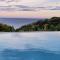 La VILLA ANKARENA Dans un domaine forestier tropical, PROPRIÉTÉ ENTIÈRE avec PISCINE PRIVEE, Wifi, TV Plage à 5 minutes à pieds