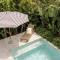 Stylish Noosa home, steps to the beach!