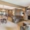 New- Resort villa- 2Bedroom 3Bath unit Golf Pools