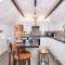 Gateway Mews - Self Check-In, Self-Catering Apartments Near EMA
