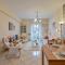 House of Velenia - 2 Bedroom apartment near old town, airport and bus station