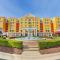 Hampton Inn & Suites South Park at Phillips Place