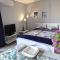 Elegant & Cosy