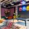 MIAMI HOUSE by Homaris