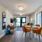 Luxury City Escape - Brand New Stylish 2 Bedroom Apartment with Parking