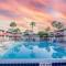 Cozy hotel with Super location near Disney