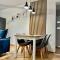 Blue Zone Apartment with FREE Parking, Balcony and Garden