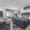 Stylish Studio Apt By Stay Smart Short Lets & Serviced Accommodation Golders Green With Free WiFi