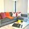 Evergreen Lodge - Two Bed Lux Flat - Parking, Garden, Patio, WIFI, Netflix - Close to Blenheim Palace & Oxford - F3