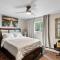 KING SUITE ON 16TH AVE