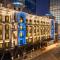 SAVHE Hotel on the Bund Nanjing Road Pedestrian Street