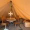 Witte Merel Glamping