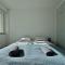 Stay with locals - Shared Apartment Homestay