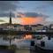 Stunning Refurbished 1 Bedroom, Harbour Apartment.