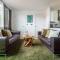 2BR Brick Lane Hideaway!
