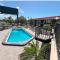 Tarpon Shores Inn