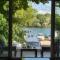 Modernes Wasserfront Wohnung, Terrasse, Parkplatz