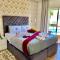 luxueux appartement vue piscine