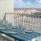2 Bedrooms with beach views and in walking distance to Seacrets!