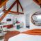 THE BLUE HOUSE - Guest Suite 2