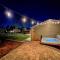 3Bed 2Bath Outdoor Oasis, Fenced Yard, HOT TUB!