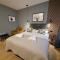 Lux Room 303