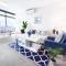 Hamptons Style 2BR & kid room w view in Olympic Park