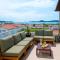 Sea View Apartments Tihi