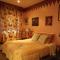 Les Bains Bed & Breakfast