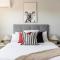Mala Retreat Chardonnay Studio Immaculate and Comfortable