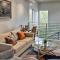 Hollywood Homes Free parking close to all things LA