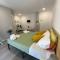 OnlyRoomsRho