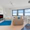 Central Reading, 2 Bedroom Apartment, Secure Parking, Skyline View