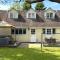 Rural Lodge stay In Windsor! Hot Tub! Sleeps 20